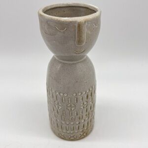 BLOOMINGVILLE 
Embla Grey Stoneware Vase